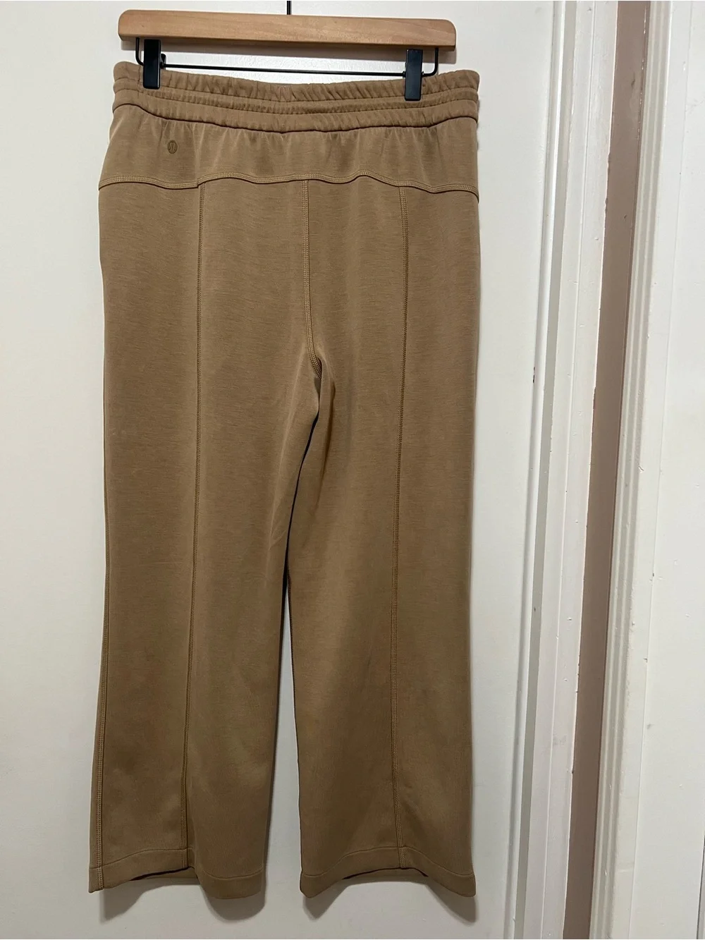Lululemon Softstreme High-Rise Straight-Leg Cropped Pant Women's Filbert Tan 8